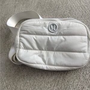 Lululemon Athletica White Quilted Crossbody Bag with Logo